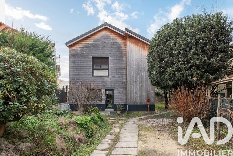 Maison - 106 m² - 6 pièces