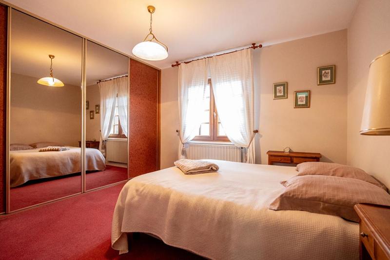 Maison - 195 m² - 8 pièces