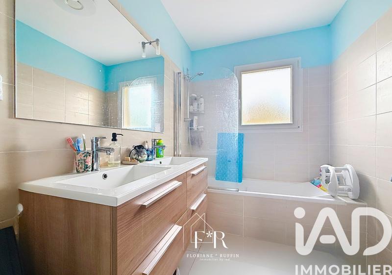 Maison - 91 m² - 4 pièces