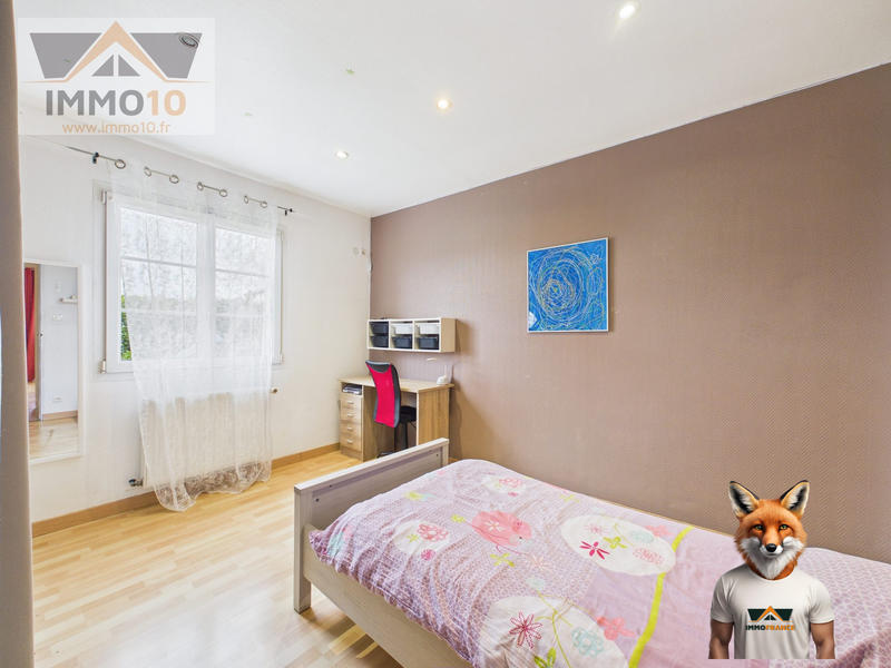 Maison - 98 m² - 5 pièces