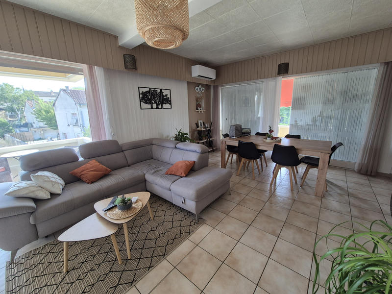 Maison - 200 m² - 8 pièces