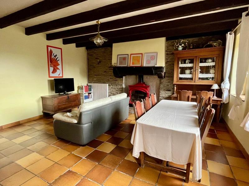 Maison - 187 m² - 8 pièces