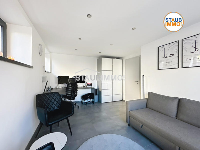 Maison - 200 m² - 8 pièces