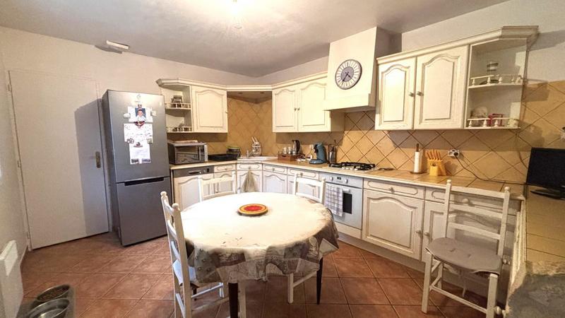 Maison - 88 m² - 4 pièces