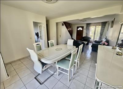 Maison traditionnelle - 115 m² - 7 pièces