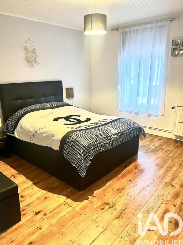 Maison - 90 m² - 5 pièces