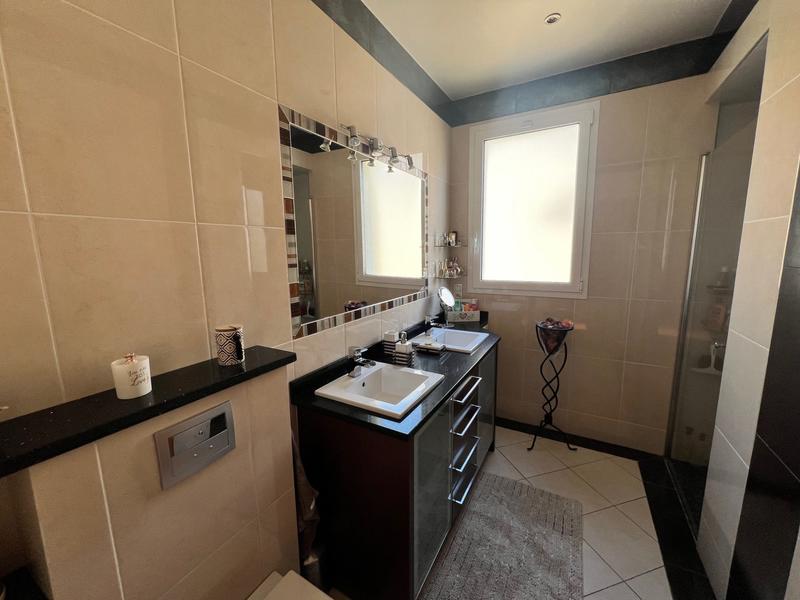 Maison - 150 m² - 7 pièces