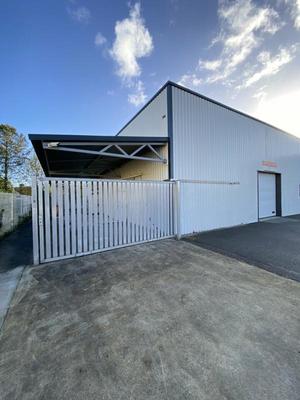 Local d'activité / Entrepôt - 800 m²