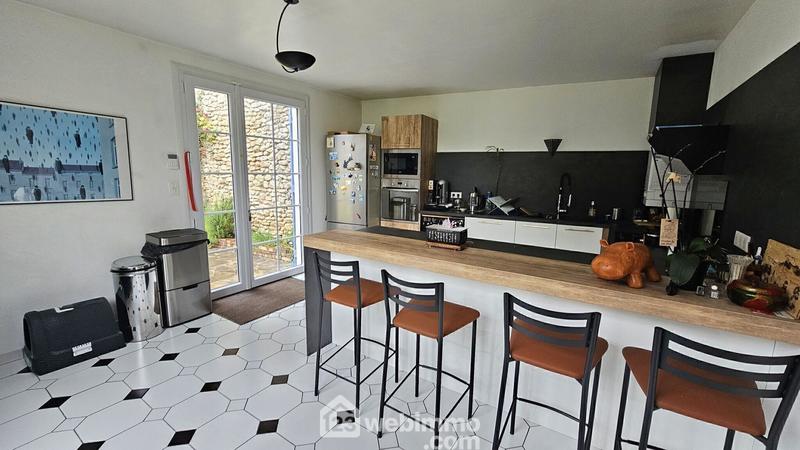 Maison - 105 m² - 6 pièces