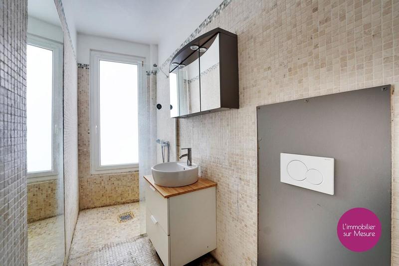 Maison de ville - 100 m² - 5 pièces