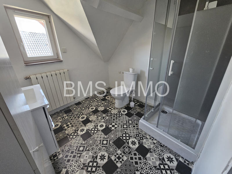 Maison - 90 m² - 3 pièces