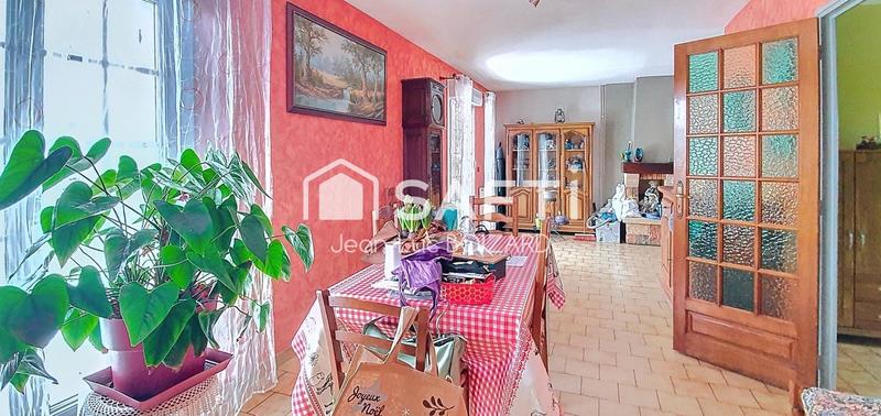 Maison - 90 m² - 6 pièces