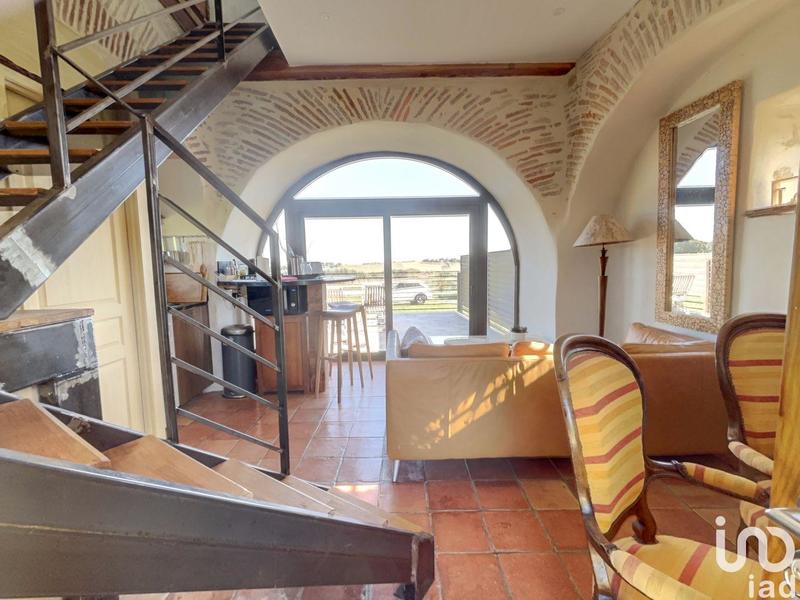 Local commercial - 1 828 m²