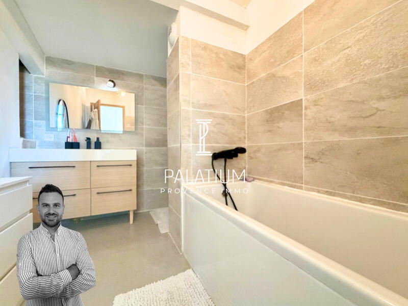 Villa - 175 m² - 6 pièces