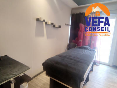 Fonds de commerce - Local commercial - 160 m²