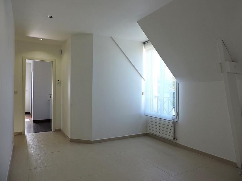 Maison contemporaine - 224 m² - 8 pièces