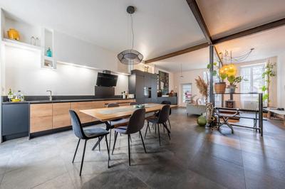 Maison de maîtres - 220 m² - 7 pièces