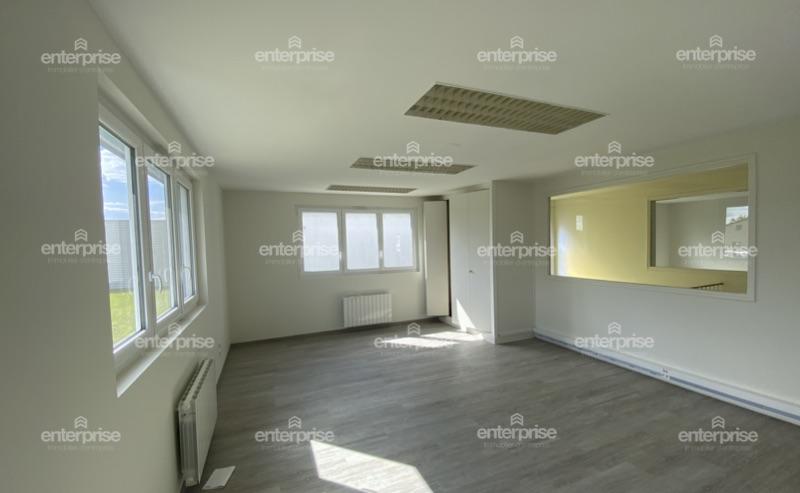 Bureau - 368 m²