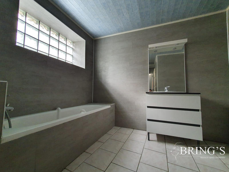 Maison ancienne - 105 m² - 4 pièces