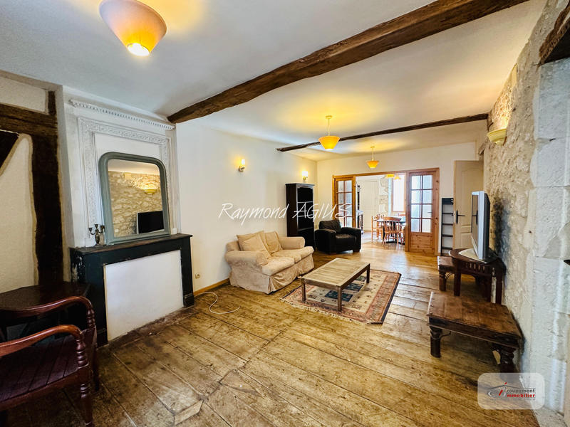 Maison - 304 m² - 11 pièces