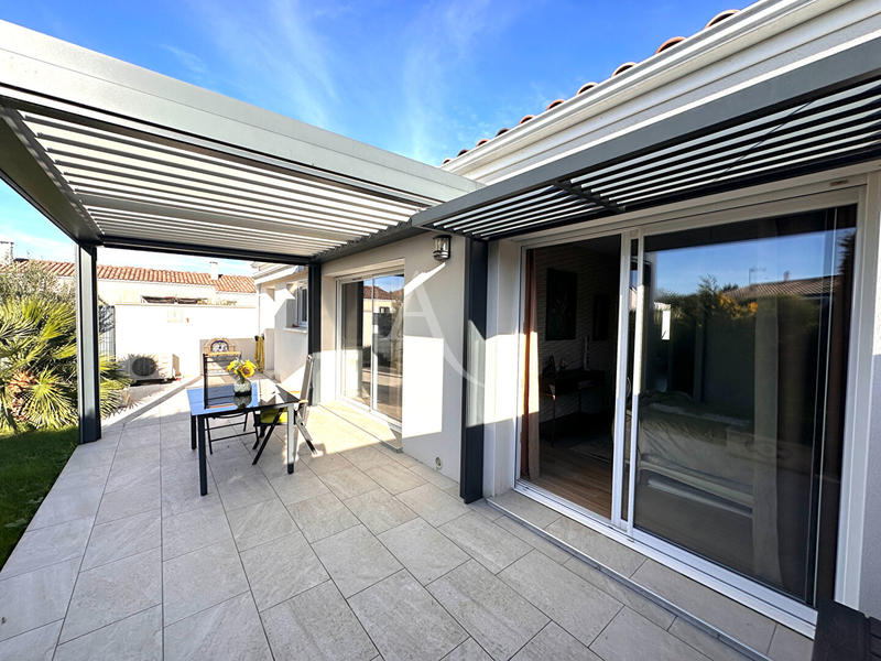 Maison - 96 m² - 4 pièces