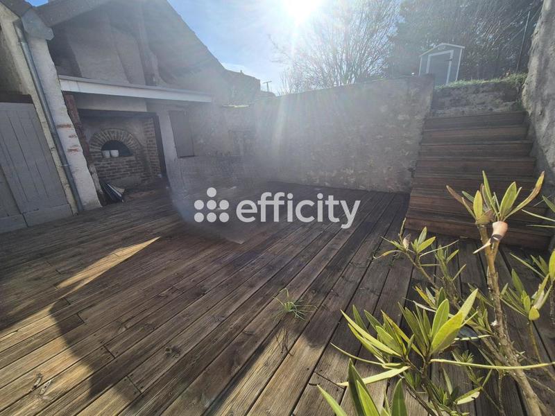 Maison - 90 m² - 4 pièces