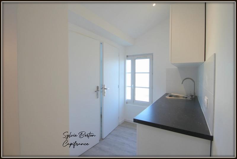 Bureau - 13 m² - 1 pièce