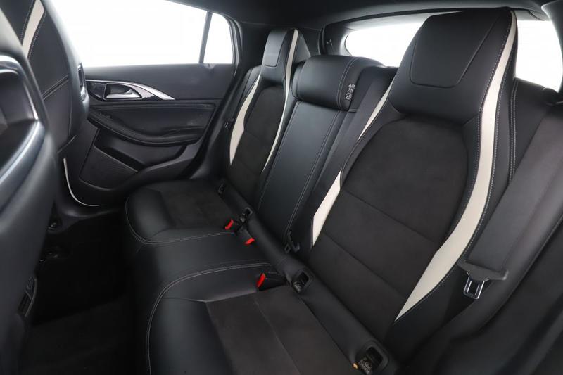 Infiniti Q30 1.6t Sport Dct 156 ch