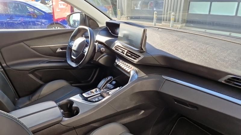 Peugeot 3008 Hybrid 225 E-Eat8 Allure