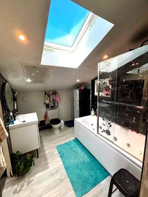 Maison - 228 m² - 10 pièces