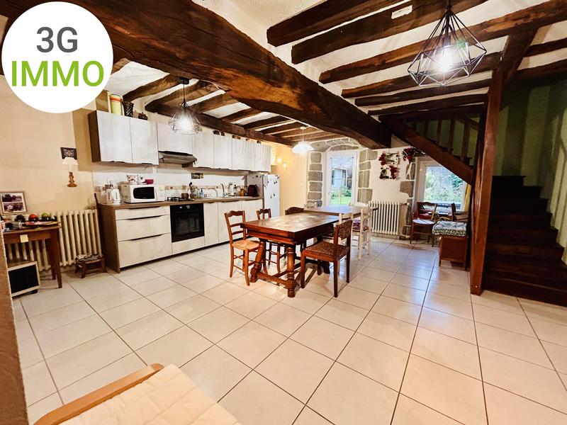 Maison - 99 m² - 4 pièces