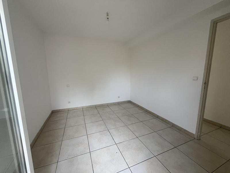 Appartement - 75 m² - 4 pièces