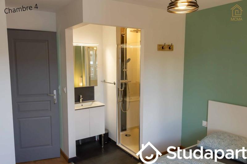 Chambre - 14 m² - 1 pièce