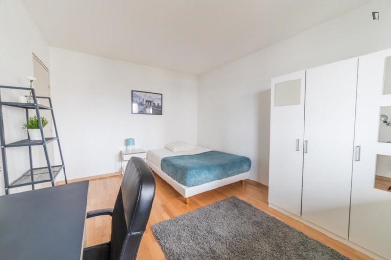 Chambre - 15 m² - 4 pièces