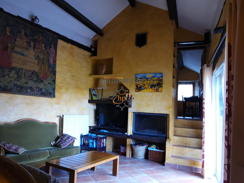 Maison - 233 m² - 8 pièces