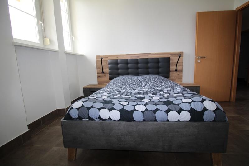 Appartement - 99 m² - 4 pièces