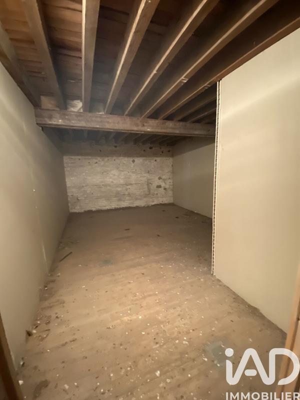 Maison - 900 m² - 15 pièces