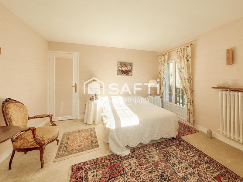 Maison - 196 m² - 6 pièces