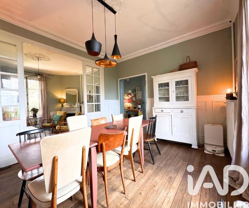 Maison - 140 m² - 6 pièces