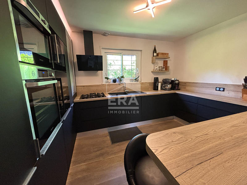 Maison - 168 m² - 5 pièces