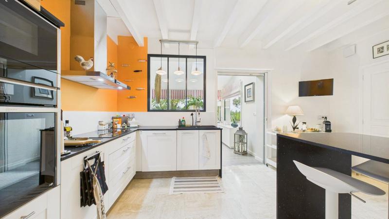 Maison - 170 m² - 5 pièces