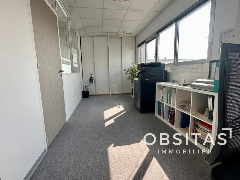 Bureau - 195 m² - 4 pièces