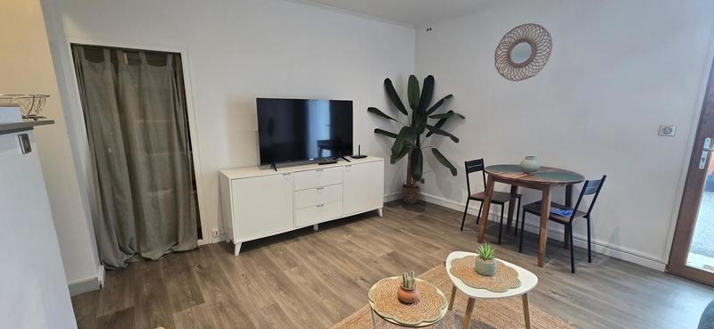 Studio - 25 m² - 1 pièce