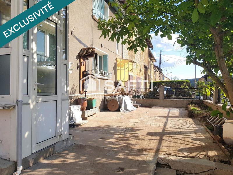 Maison - 163 m² - 8 pièces