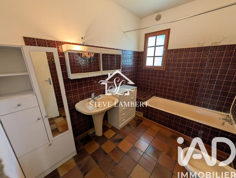 Maison - 210 m² - 6 pièces