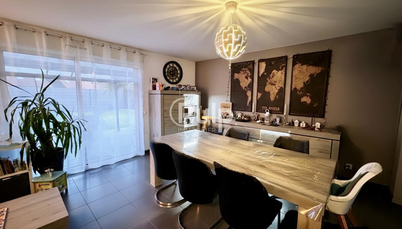 Maison - 80 m² - 4 pièces