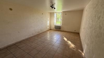 Maison - 64 m² - 4 pièces