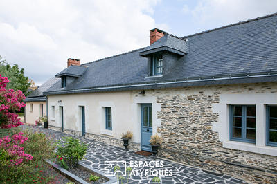 Maison - 240 m² - 7 pièces