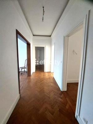 Appartement - 146 m² - 6 pièces