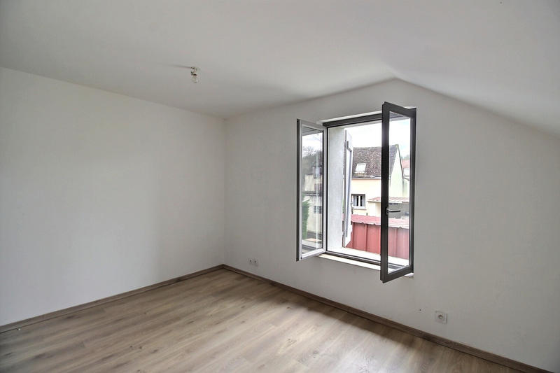 Maison de village - 95 m² - 4 pièces